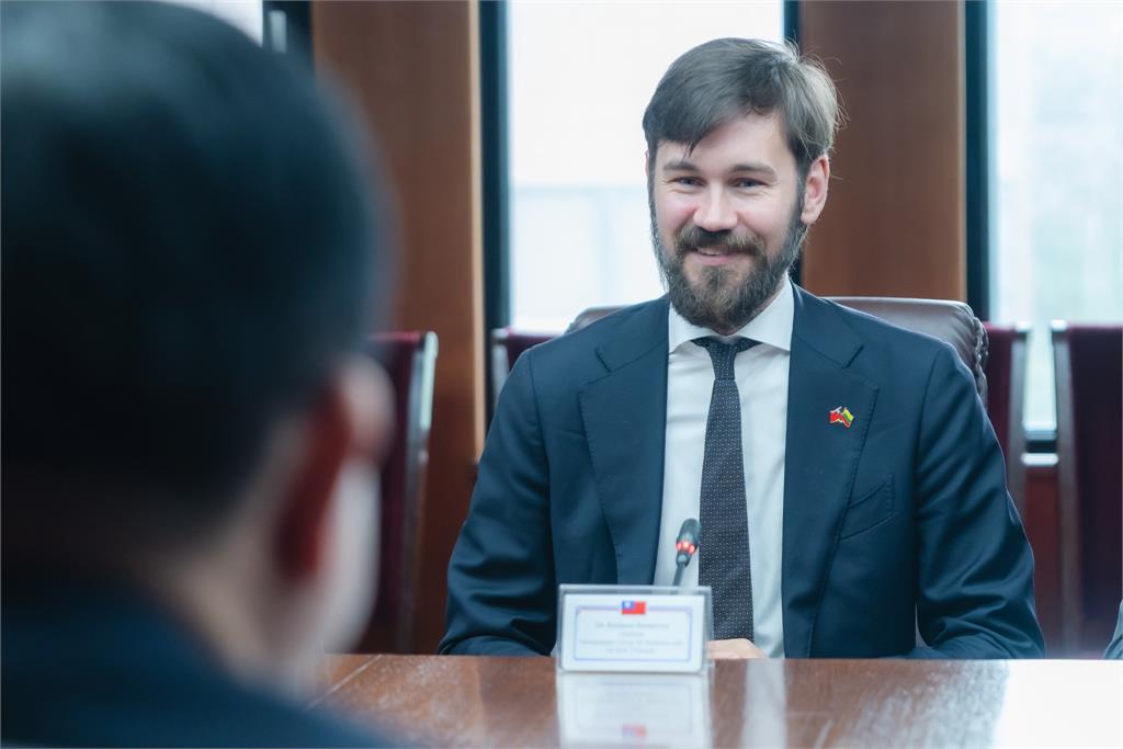 快新聞/立陶宛友台小組來訪 林佳龍:願攜手共同強化自我防衛能力