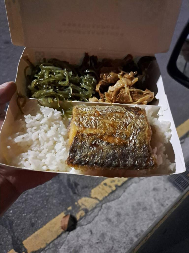 台北自助餐「2菜1魚」竟賣145元!大票網細看齊點「1原因」喊:正常