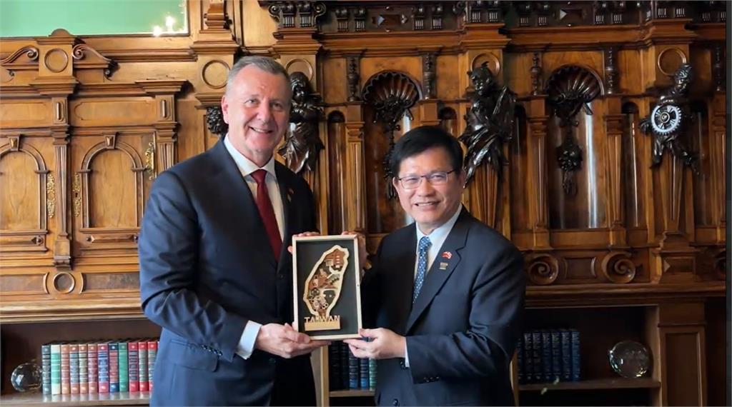 外交突破！王毅才剛走　林佳龍訪奧地利國會議員中國氣跳腳