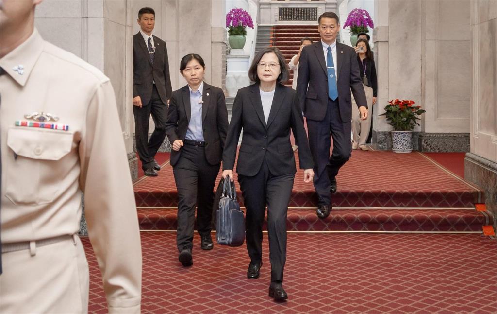 快新聞／知名扯鈴教練淪共諜！竟又被查出洩漏「蔡英文出訪行程」加判12年8月