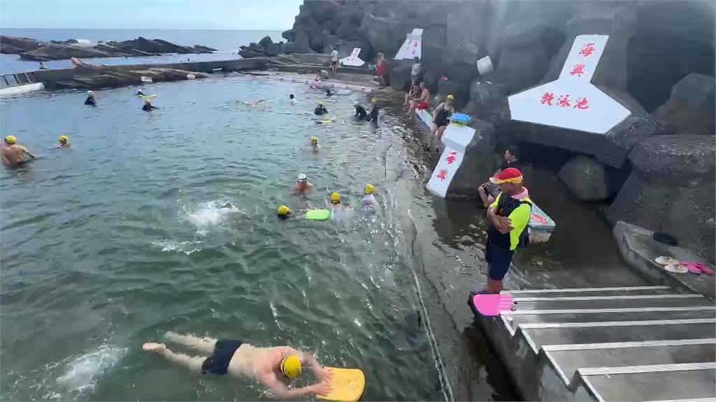 丹娜絲逼近！花東、宜蘭海邊現遊客　海巡緊急勸離