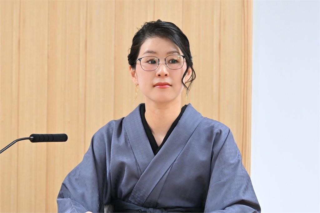 日本社運人士演講一半被攻擊!「」