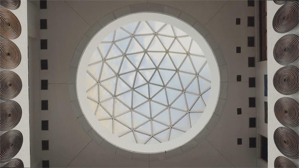 英國評「世界第三醜」建築 科索沃圖書館風格前衛引兩極評價