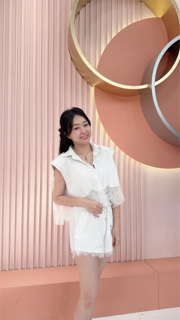 歌手彭正控訴老婆郭婷筠有嚴重強迫症！出門要確定門把15次才肯離開