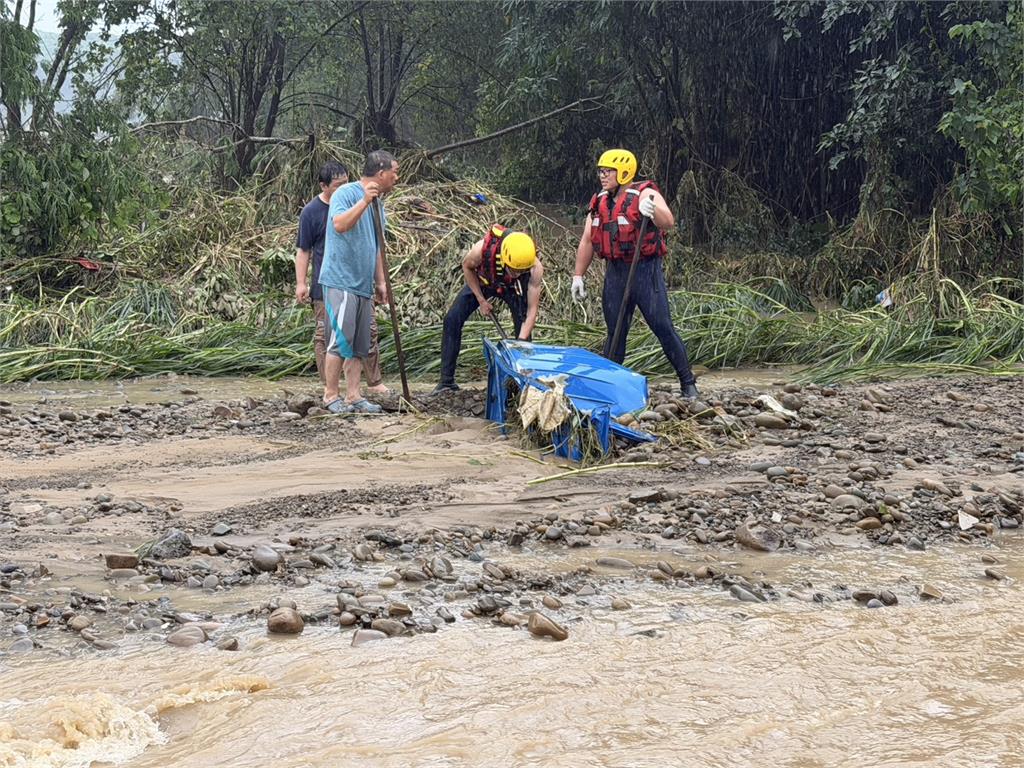 最新／再添1人！竹北豪雨成災「累計1死2失聯」