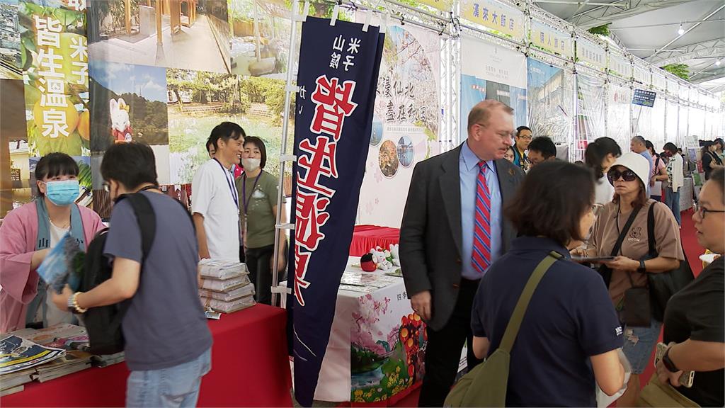 「北投花浴衣盛典」浴衣秀大車拚　搶攻1年300億泡湯商機