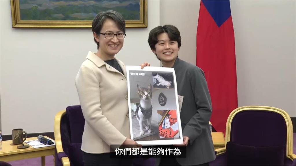 蕭美琴與青年交流！鼓勵海外圓夢　年輕人教跳韓團「撒嬌舞」