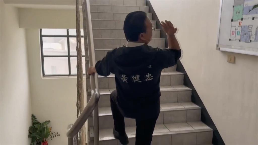 澎湖縣長陳光復「摔倒昏迷」 緊急動刀未來一週關鍵期