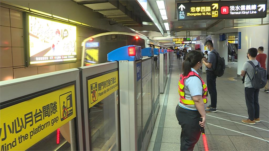 北捷4/9試辦「寵物專車」 毛小孩大解放!車廂內也能趴趴走