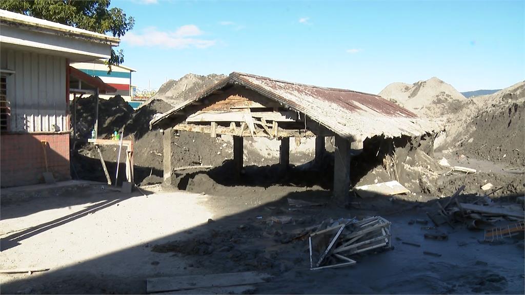 跑贏洪水的男人為鄉親喊話! 佛祖街"拖鞋阿公"提七大訴求