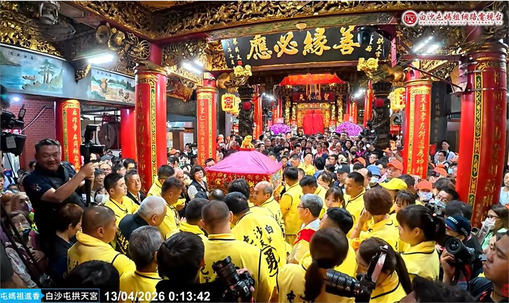 政治人物挨轟講太久…白沙屯媽祖起駕錯過吉時?山邊王爺「突激動暴衝」主委還原真相