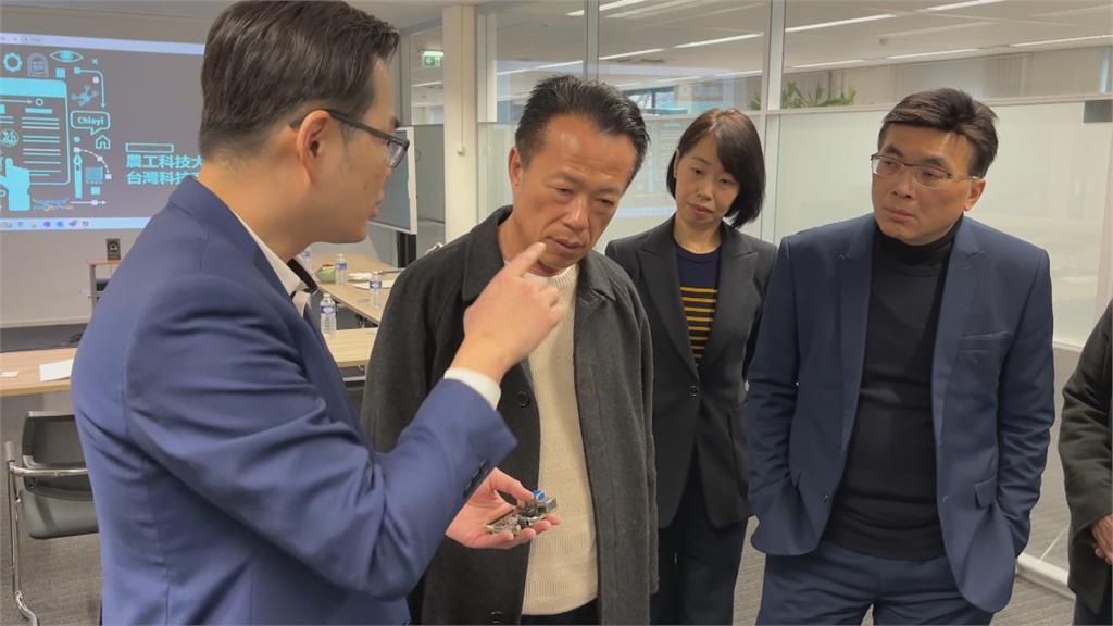 嘉義縣長翁章梁率團訪德國、荷蘭 拜會當地知名台商