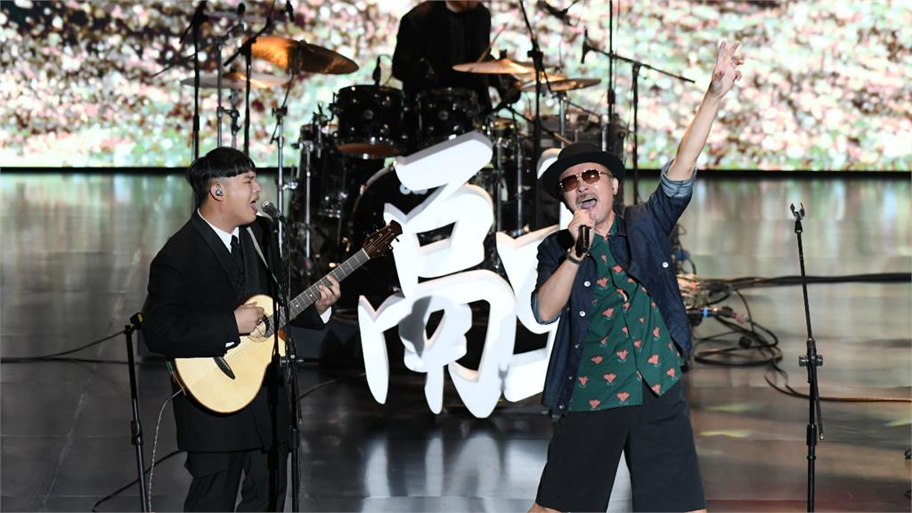 廣播金鐘/黃連煜、老王樂隊壓軸演出 《我還年輕》融入客語全場驚豔