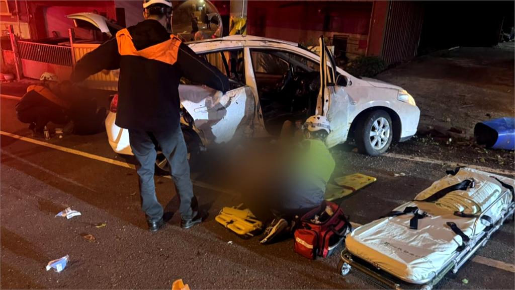 偷開媽媽車自撞電桿！　6人「湊不出駕照」竟全是高中生