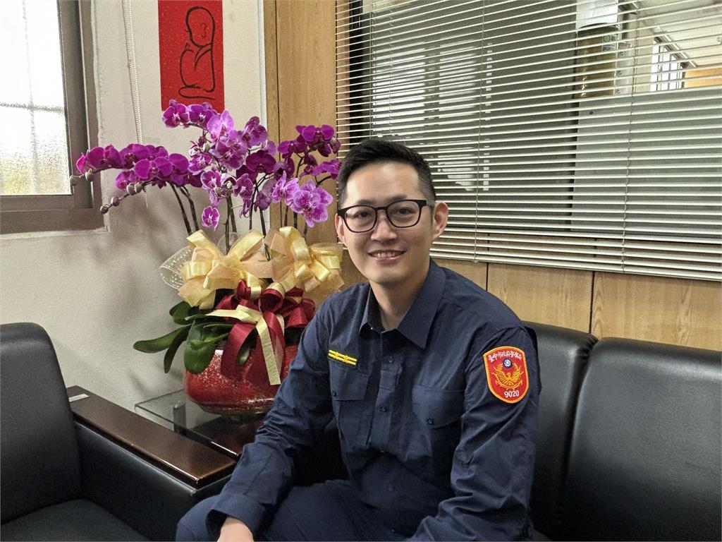 龍井分駐所新所長祝賀花藍多　網友開酸宛如「警政署長上任」