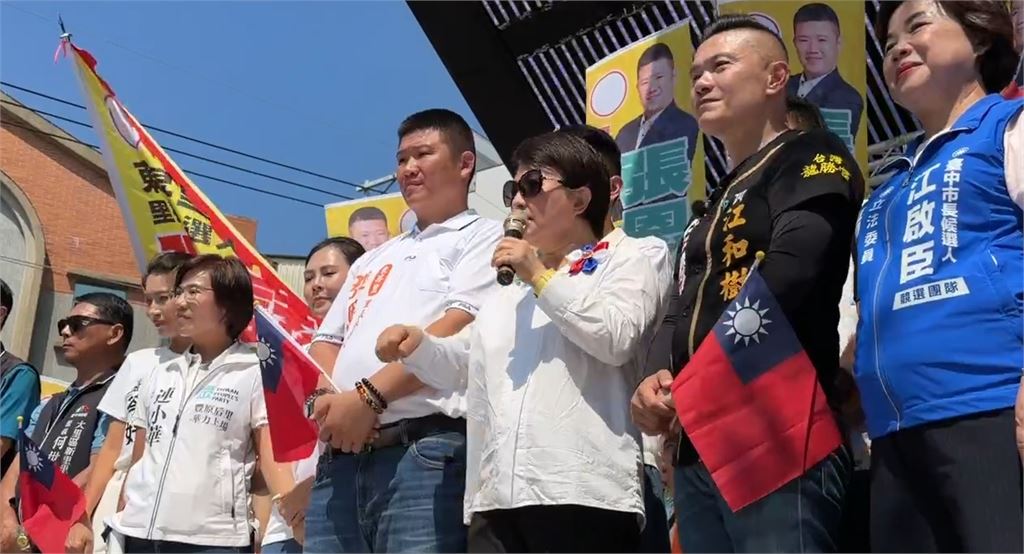 連假最後日母雞帶小雞固樁　何欣純大里掃市場拚翻轉台中