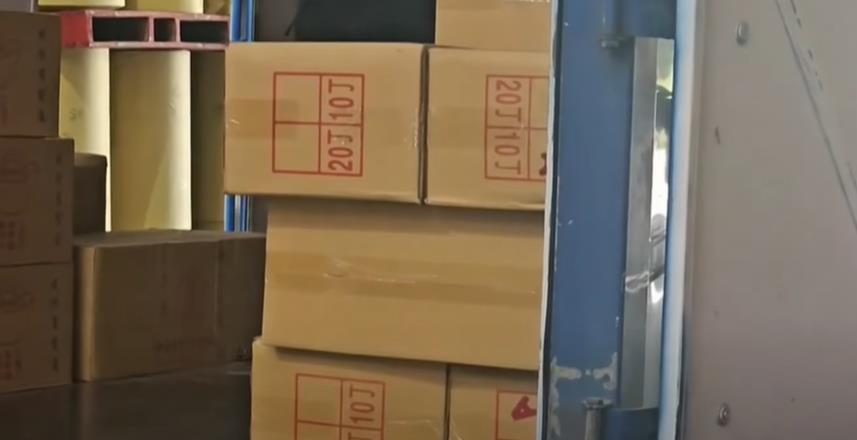 花蓮災區金紙店惹怒志工！要他們「這樣」女員工嗆1句：不願意就別來當了