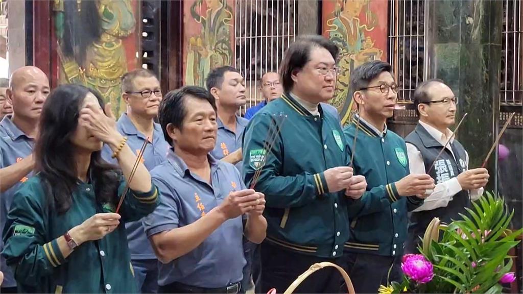 讓選民有感!徐富癸走進基層村落 鍾佳濱找找大咖站台