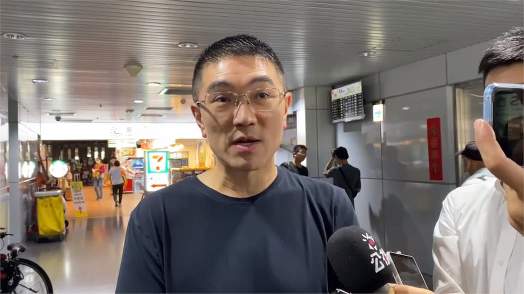 TPASS走指定通道　票卡月月儲值、無自動扣款