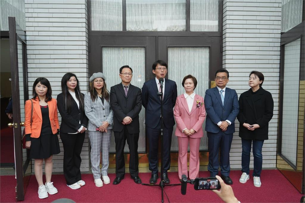 快新聞/民眾黨新科立委劉書彬今宣誓就職 強調將「理直氣和」理性問政