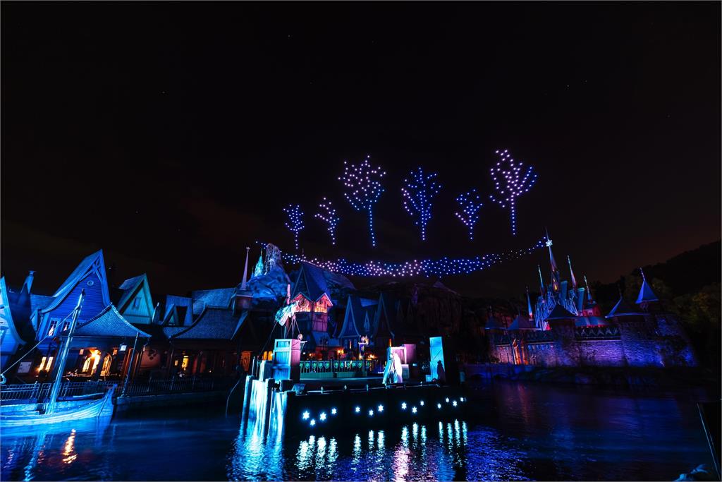 香港迪士尼打造真實版「冰雪奇緣」世界！超夢幻場景全公開