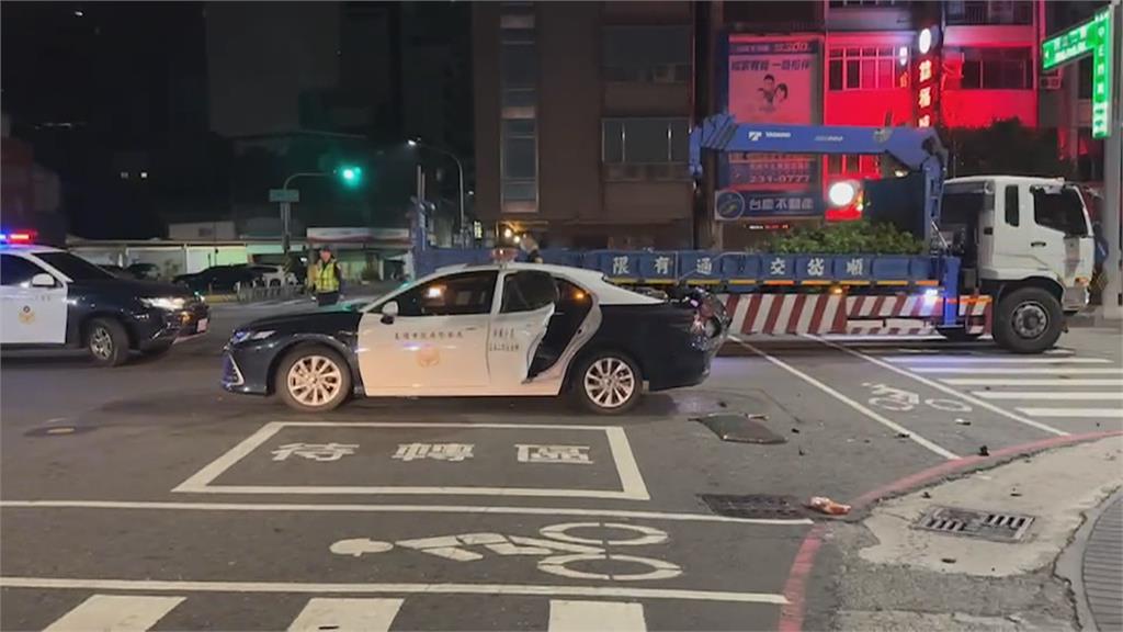 綠燈直行貨車撞左轉警車 後座1員警頭暈送醫幸無礙