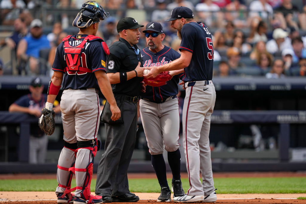MLB(影)／勇士總教練為王牌槓上主審裁判遭驅逐！賽後稱這是糟糕的判決