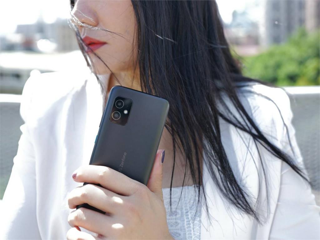 傑昇購物節快搶！華碩Zenfone 8現折9千