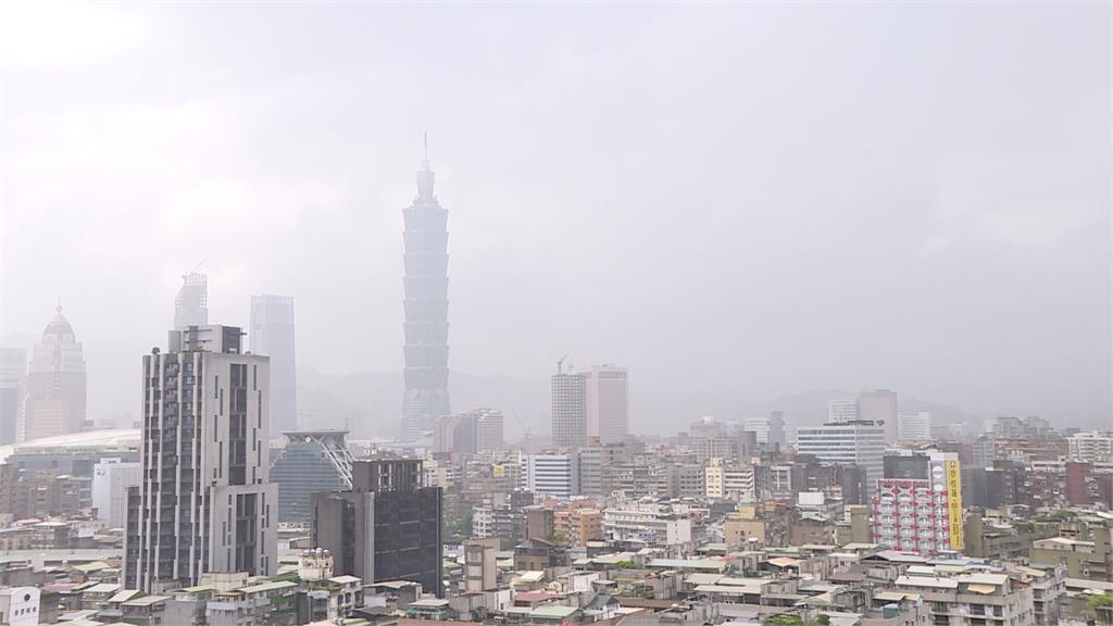 卡努將帶來強烈風雨　氣象局發布陸上颱風警報