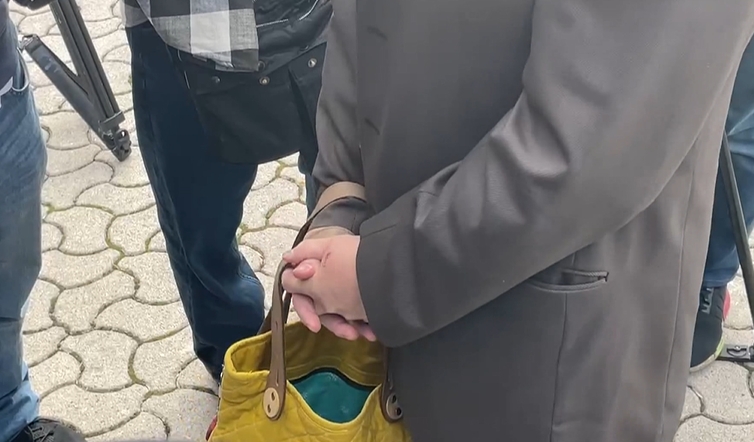 色檢座逼女證人陪睡涉貪入獄 出獄後竟當無照律師再被起訴