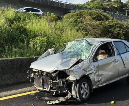 快新聞／國1南下南桃園段死亡車禍！　2車相撞49歲女遭撞飛身亡