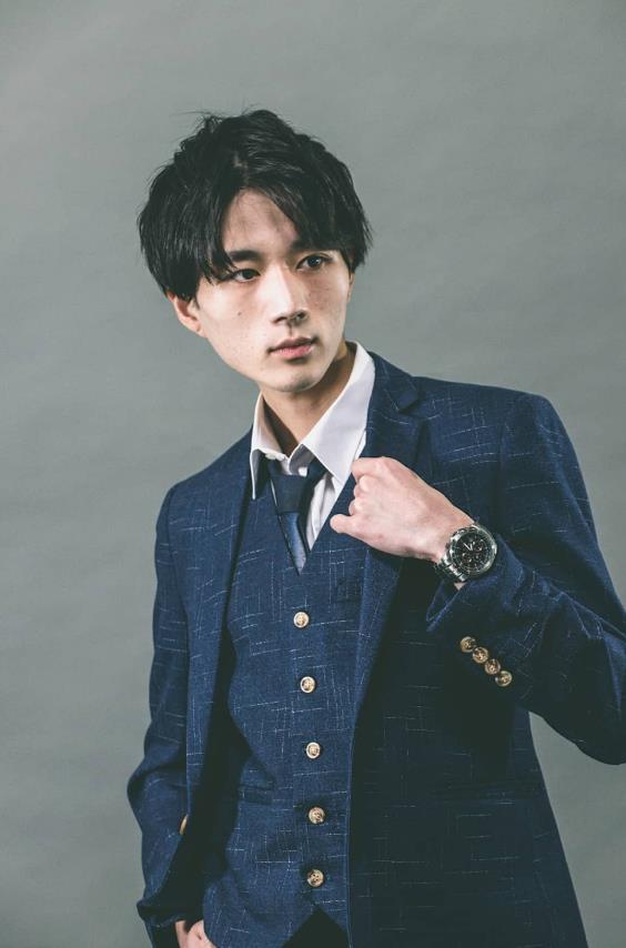 25歲男星竟是電車狼！趁車廂擠爆難逃「侵犯女高中生20分」遭捕認：滿足性慾