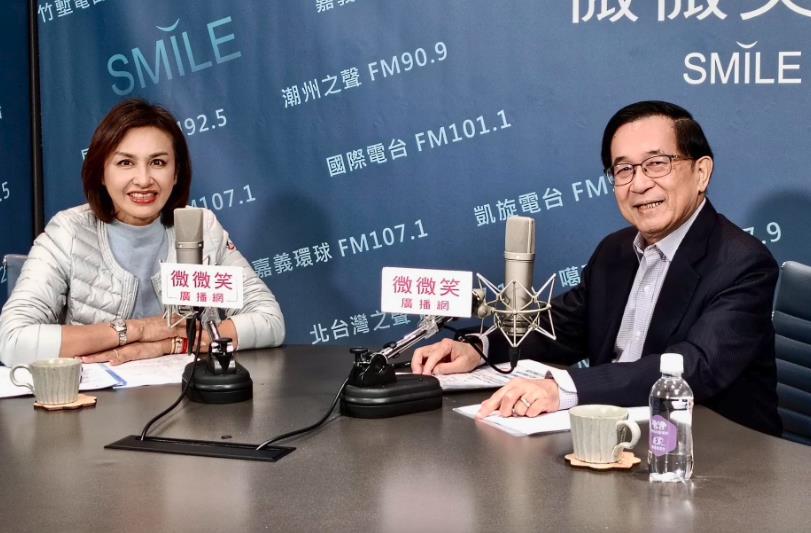 昔看好邱議瑩「2026選高雄」變了？陳水扁突送許智傑4字：心想事成