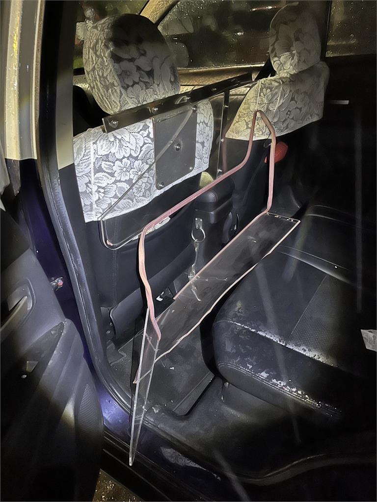 「醉」失控!男酒後搭霸王車 作勢毆警大鬧派出所