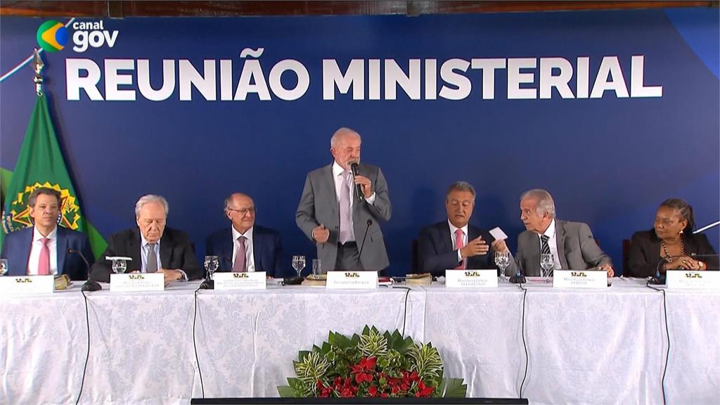 川普放話討回石油資產 委國民間掀反美抗議