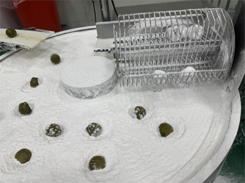 土地公頭牙商機　花生麻糬營收破三千萬