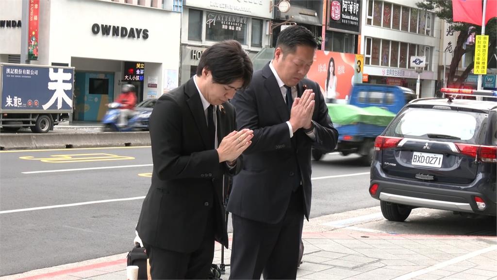 北車花海牆悼念余家昶　出現疑「張嫌哥哥」親筆信