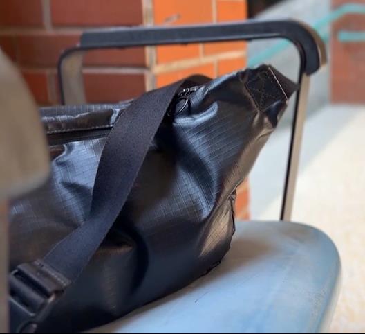 男子潛入科大校園偷走學生錢包　「猜中密碼」盜領9萬元