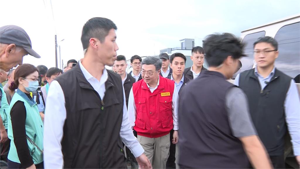 3日累積雨量破千釀災 卓榮泰赴宜蘭災區勘災