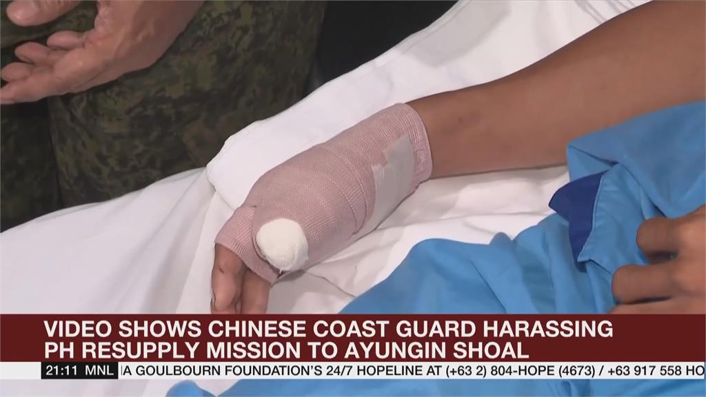 挨轟強盜行徑！　中國海警高速衝撞、持斧頭強登快艇　阻菲軍補給釀7傷
