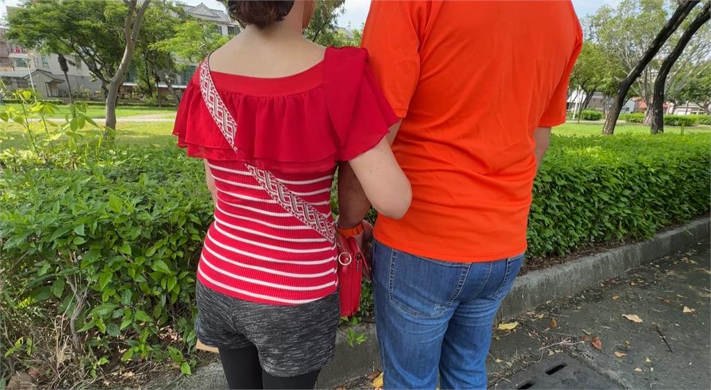 獨家！付60萬訂金改裝露營車　女控半年只貼隔熱紙