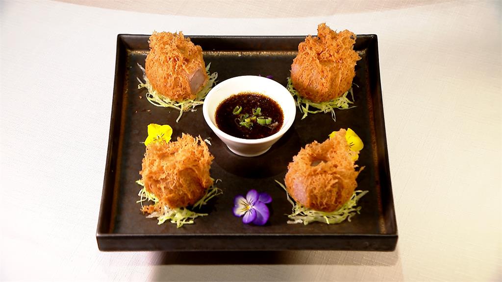 吃雞不見雞! 經典川菜「雞豆花」遇上牛菲力口感鮮嫩