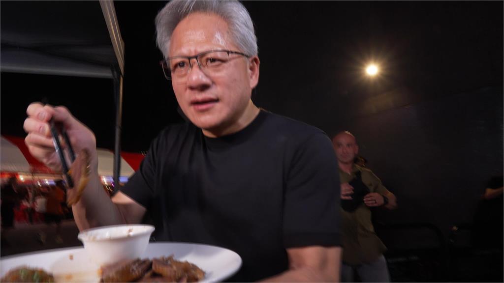 黃仁勳辦桌犒賞員工！席開55桌嗨翻北流　親送甜點、便當全場都有份