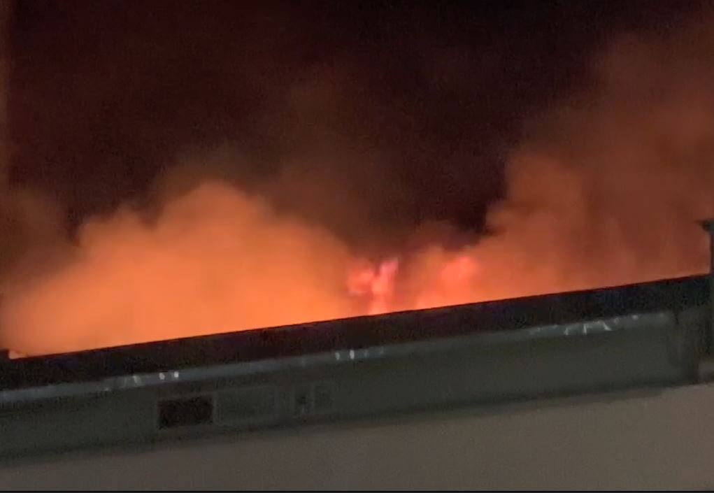 北市點水樓凌晨火警　濃煙火勢還有爆炸聲
