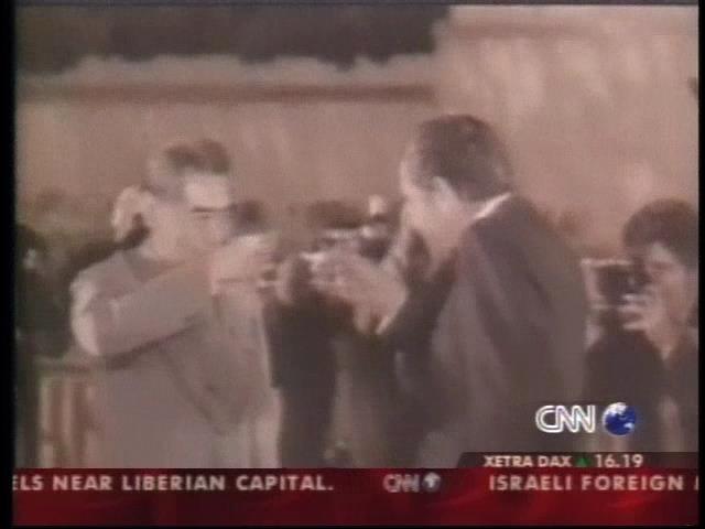 快新聞/藏背後深意!鄭麗文享用「雞湯海蚌」 中國網紅嘆:如習近平政治玩偶