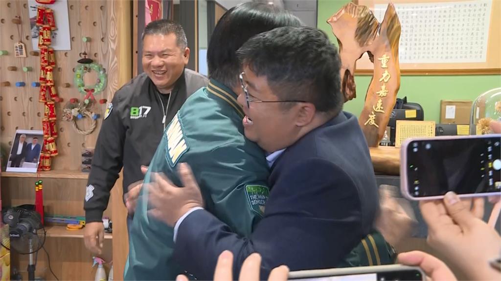 初選民調64.81%大勝　蔡易餘獲提名選嘉義縣長