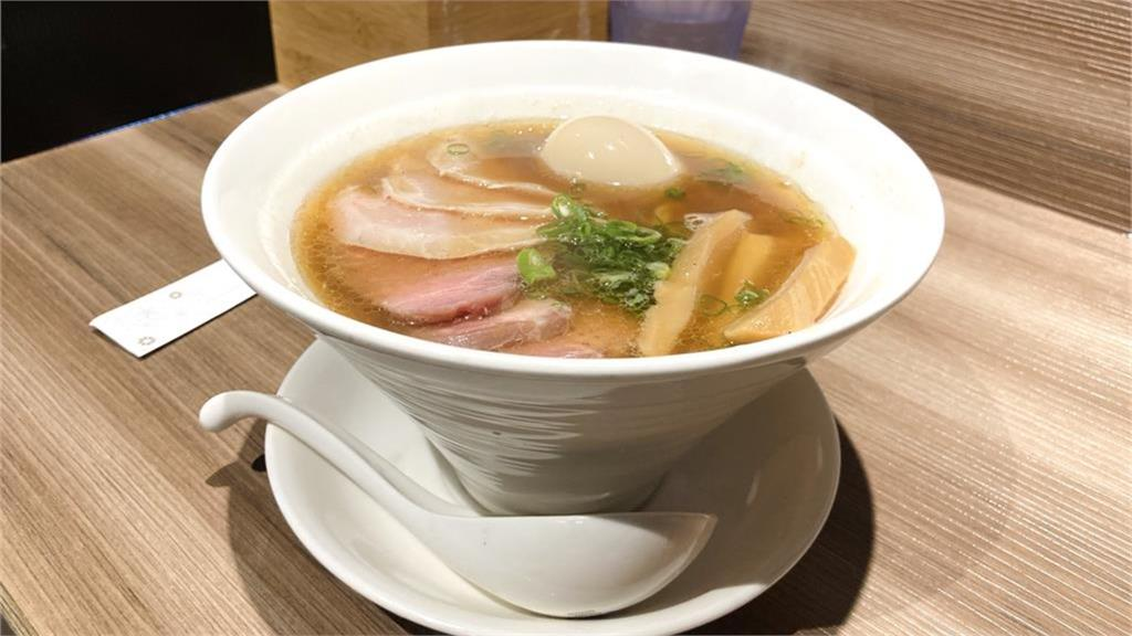 客人吃拉麵做「這1舉動」店家不爽出手了！祭1新規掀論戰：不能好好享受