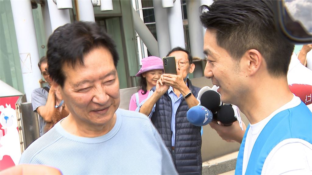 開鍘趙少康變國民黨亂流！　邱毅發文痛罵「社會性死亡」