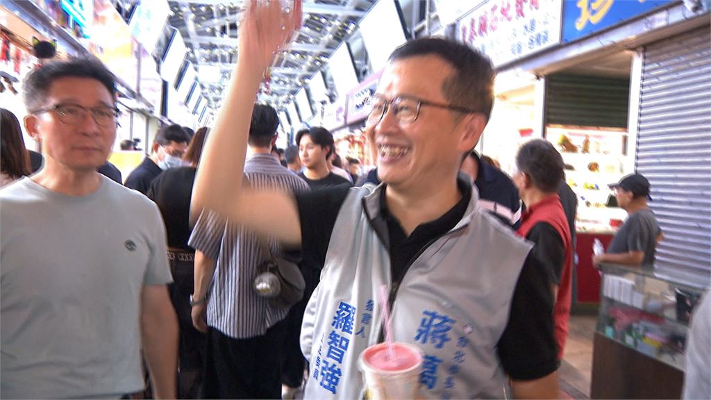 蔣一晚掃4夜市稱市政視察卻沿途喊凍蒜　被酸「假視察真掃街」