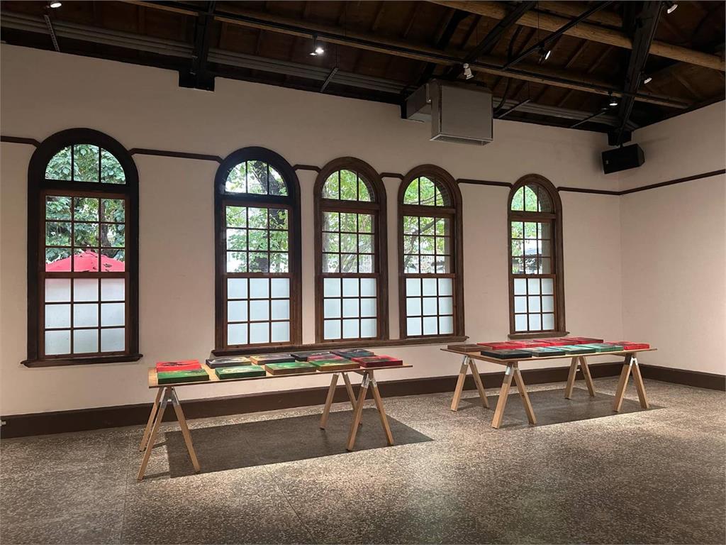 藝術家董心如個展「溯洄」 精選八十五件代表作品展出